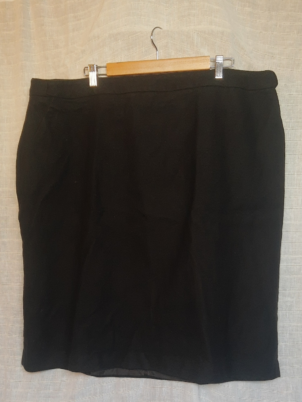 Lands' End Black Pencil Skirt - Sleek Work Staple